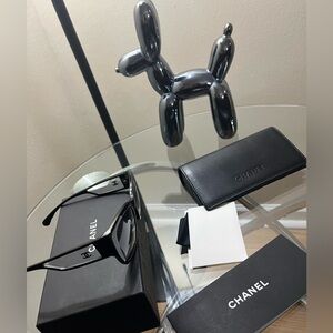 AUTHENTIC CHANEL SUNGLASSES